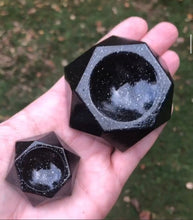 Load image into Gallery viewer, Resin Sphere Stand