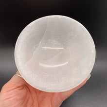 Load image into Gallery viewer, Selenite Bowl Traditional
